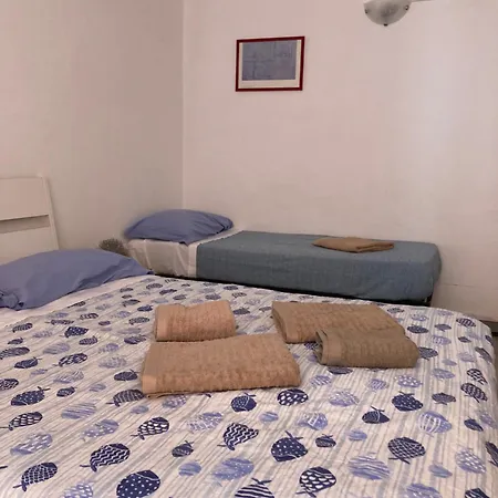 Guest House Roma Gênes Extérieur photo